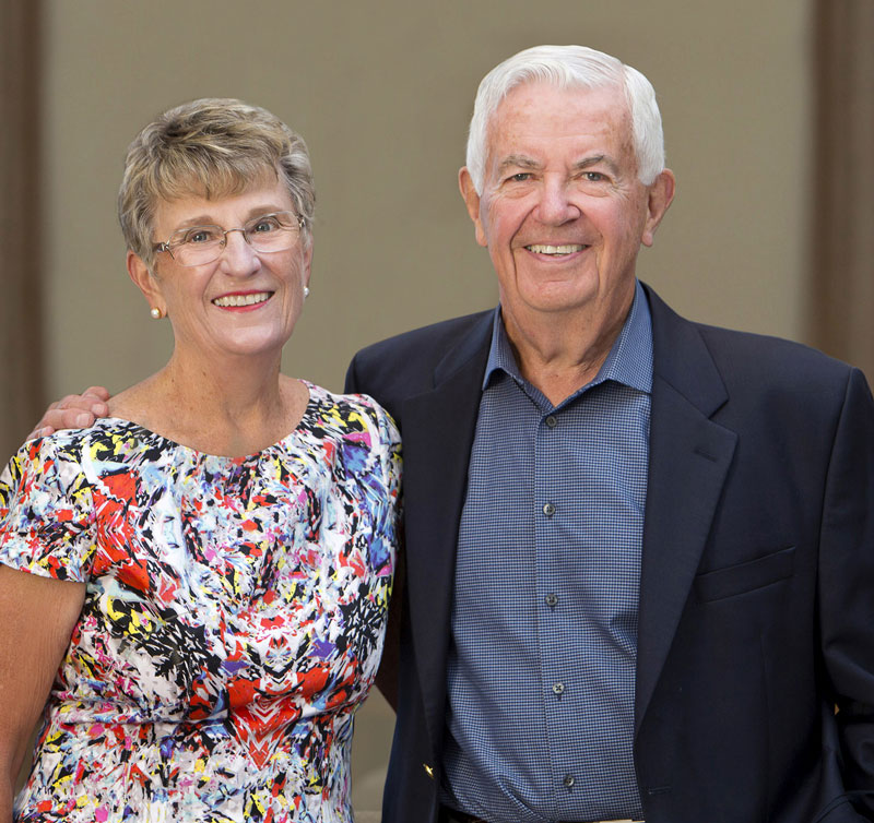 Joyce and Bill Cummings, Giving Pledge